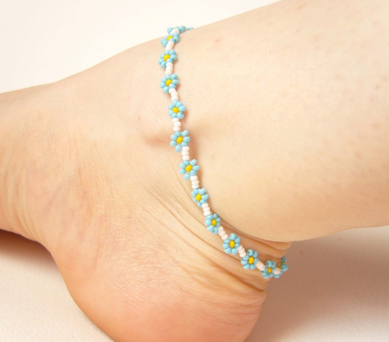 Daisy Chain Anklet, Forget Me Not Ankle Bracelet, Blue Flower Anklet, Floral Jewelry UK image 1