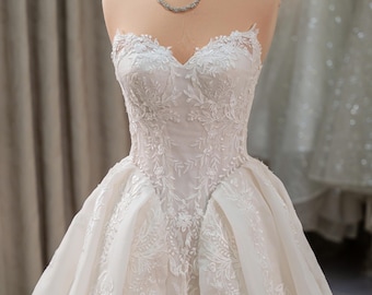 Vestido de novia de lujo sin tirantes y con escote en V – Vestido de fiesta de encaje