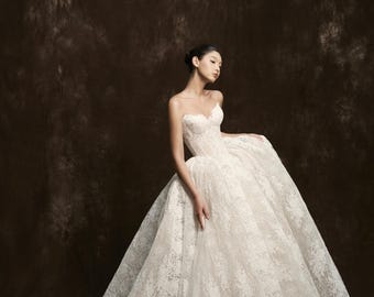 Luxe kanten baljurk trouwjurk strapless korset prinses bruidsjurk