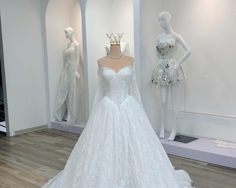 Off Shoulder Lace Ball Gown Wedding Dress – Romantic Princess Bridal Gown