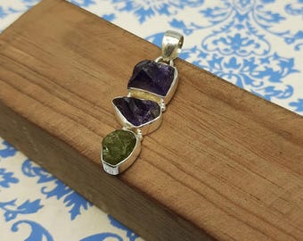 Raw Amethyst Peridot Pendant: Balanced Energy, Inner Wisdom, Emotional Renewal