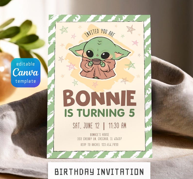 Może przedstawiać: Zaproszenie urodzinowe z postacią z kresk&oacute;wki. Na zaproszeniu widnieje napis "BONNIE MA 5 LAT", z datą, godziną i danymi adresowymi. Słowa "BIRTHDAY INVITATION" znajdują się na dole, z zielono-białą obw&oacute;dką.