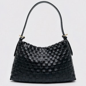 Bolso de hombro de cuero trenzado negro, bolso de mano de cuero de vaca hecho a mano, bolso minimalista para el día a día.