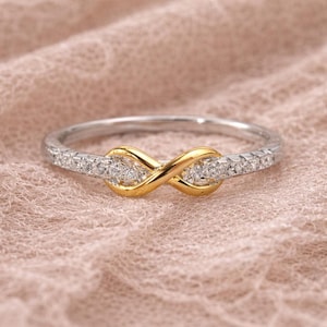 Moissanite Infinity Ring - Zweifarbiger Gold Versprechensring - Zierlicher Pavé Ehering - Forever Love Schmuck