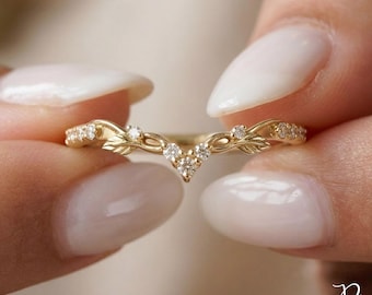 Leaf Chevron Moissanite Wedding Band, 14k Yellow Gold Curved Stacking Ring