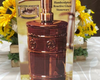 Rustic Stoneware Western Moments Kitchen Bathroom Soap Dispenser