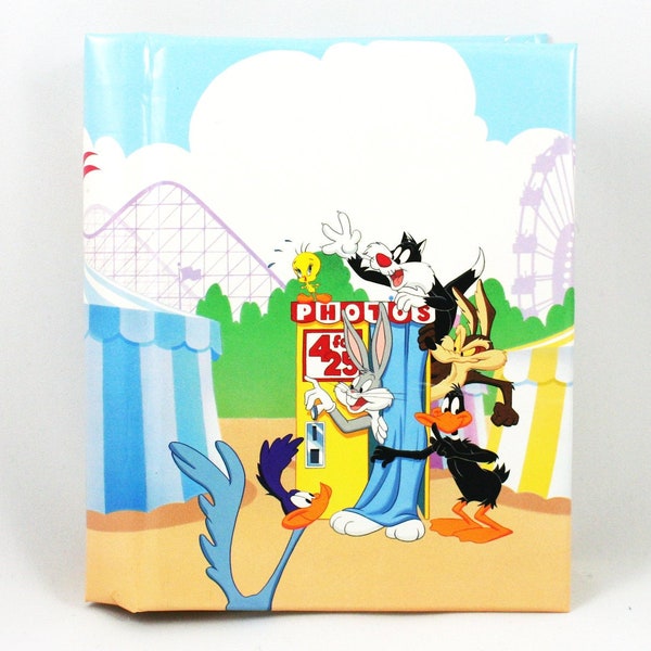 Vintage 1990s Looney Tunes photo album, 5x6 Bugs Bunny book cover, 4x6 film prints, Warner Brothers cartoon, photograph picture organizer