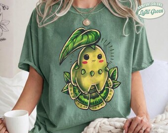 Camiseta con estampado de Chikorita, la planta monstruo, de Comfort Colors Pokemon, camiseta extragrande, regalo para fans del anime, camiseta retro con criatura de hoja.