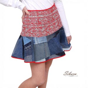 Minirock mit Patchwork-Rüschen aus Textilresten – Materialmix aus Tweed und Denim – Handgefertigt in Spanien – Boho-Chic-Rock