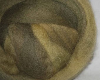 Vellon #5 Wool Natural Roving Fiber  by Manos Artesanas 1 oz / 32 g