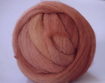 Vellon #19 Wool Natural Roving Fiber  by Manos Artesanas 1 oz / 32 g