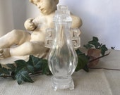 Asian vintage small flacon in quartz, 19th, handmade carved, engraved flowers, carved rock crystal vase with cover