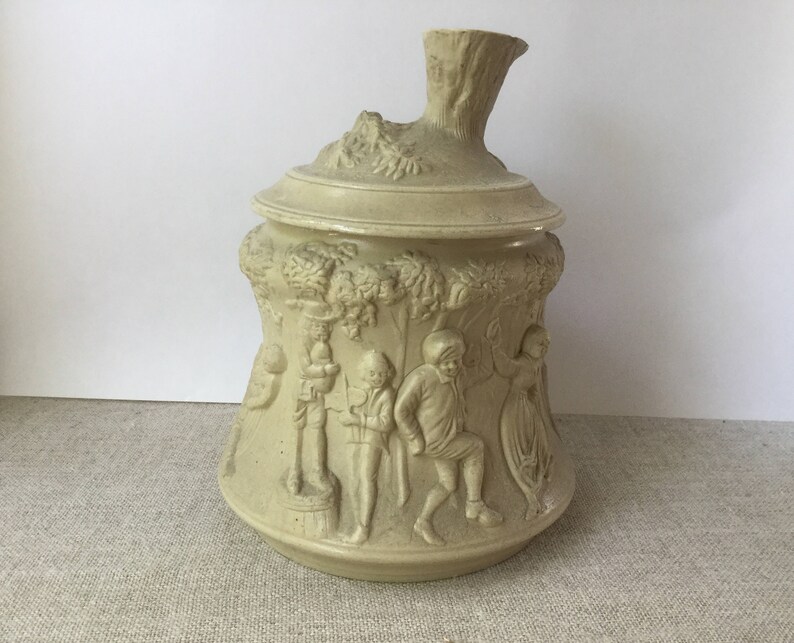 French vintage sandstone pot Sarreguemines 19th Antique beige fa\u00efence pot party in a village