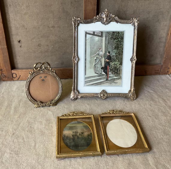 【Photo frame】France antique Antique Picture Frame - France - 19th Century - Family