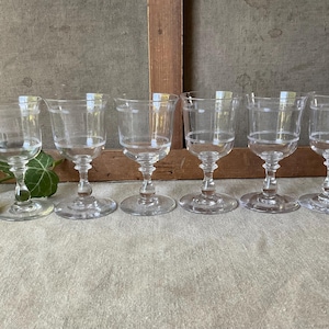 Set of 6 small crystal glasses, 19th Handmade, French Vintage, blowned glassware, engraved, beautiful !