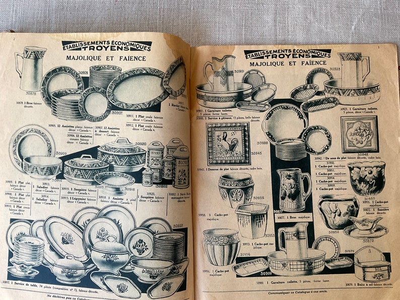 Französischer Vintage Katalog für Haushaltsgegenstände 1930, Nachschlagewerk für die Objekte und den Stil des beginnenden 20.Jahrhunderts Bild 2