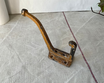 French vintage small coat hook, 1910 coat rack, hat holder, in painting metal, Handmade, Indus style