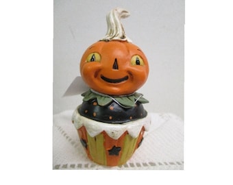 Halloween Pumpkin Cupcake Shelf Sitters ~ by Johanna Parker ~ Retro Vintage Reproduction