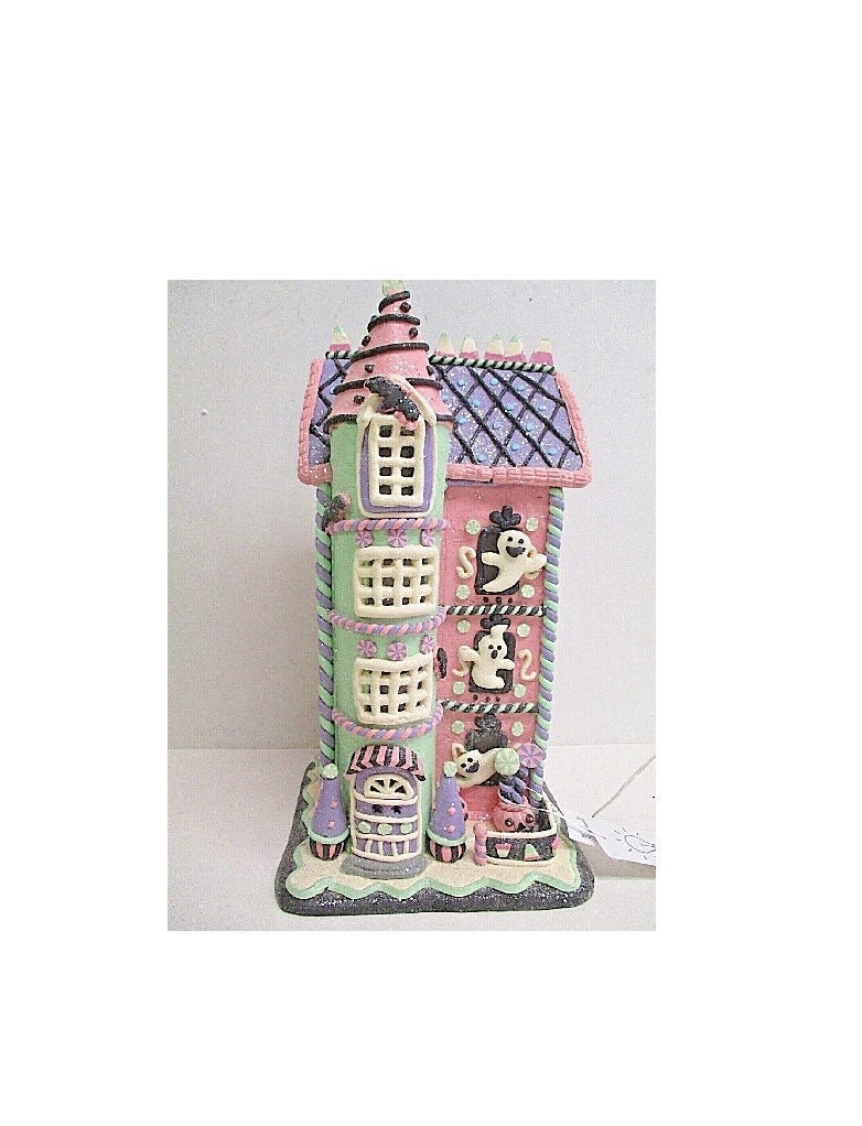 Halloween Gingerbread Pink Pastel Haunted House With Ghost - Etsy