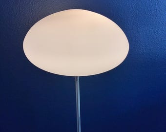 Laurel Lamp - Chrome