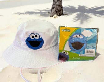 Cookie Monster Sesame Street Sun Hat, Toddler Bucket Hat, Adjustable Fit (Beach Ball Included)
