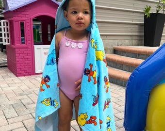 Elmo Hooded Towel featuring Sesame Street Characters