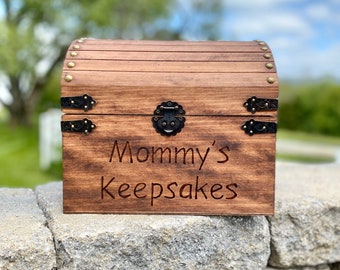 Mother's Day Keepsake Box, box for mom, box for dad, moms keepsakes, wooden box, Farther's Day, Dad Keepsake