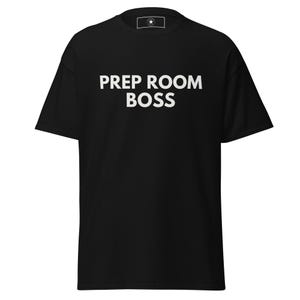 T-shirt med chefsmotiv för förberedelserummet | T-shirt med balsam | Gåva för bårhusvetenskap | T-shirt med begravningsbyrå | Kläder för begravningsbyråer