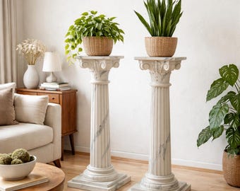 Pedestales de columnas vintage, par de pilares estriados con aspecto de mármol.