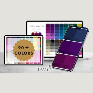 Pode incluir: Uma exibição digital de paletas de cores para o Inverno Escuro, incluindo um tablet com o texto "90+ COLORS", um laptop e um smartphone. O smartphone exibe amostras de cores com códigos. A imagem está em um fundo neutro.