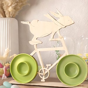 Moderne Tischdeko Ostern, Bunte Eierbecher, Deko Osterhase aus Holz, Sammlerstücke, Osterhase Fahrrad, Lustiger Osterhase, Osterdeko Tisch