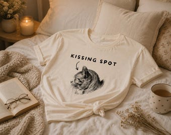 Vintage Sweet Cat Kissing Spot Shirt, Cat Lover Gift,  Illustration Tee