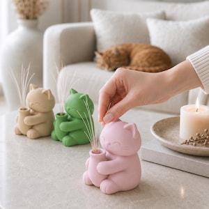 Cat Whisker Holder – Cute Cat Whisker Jar – Pet Keepsake Gift – Pet Memorial – Cat Lover Gift – 3D Printed Cat Figurine Vase Decor Gift Cat