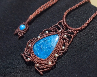 Earth-sea - Colgante de cristal azul macramé, collar marrón bohemio, joyería de gema de apatita, regalo élfico wiccano
