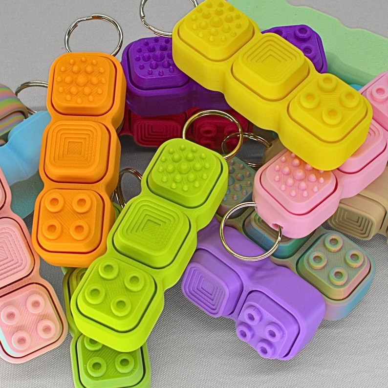 3D Printed Fidget Clicker Keychain – 3 Textured Keys, Click or Silent ...