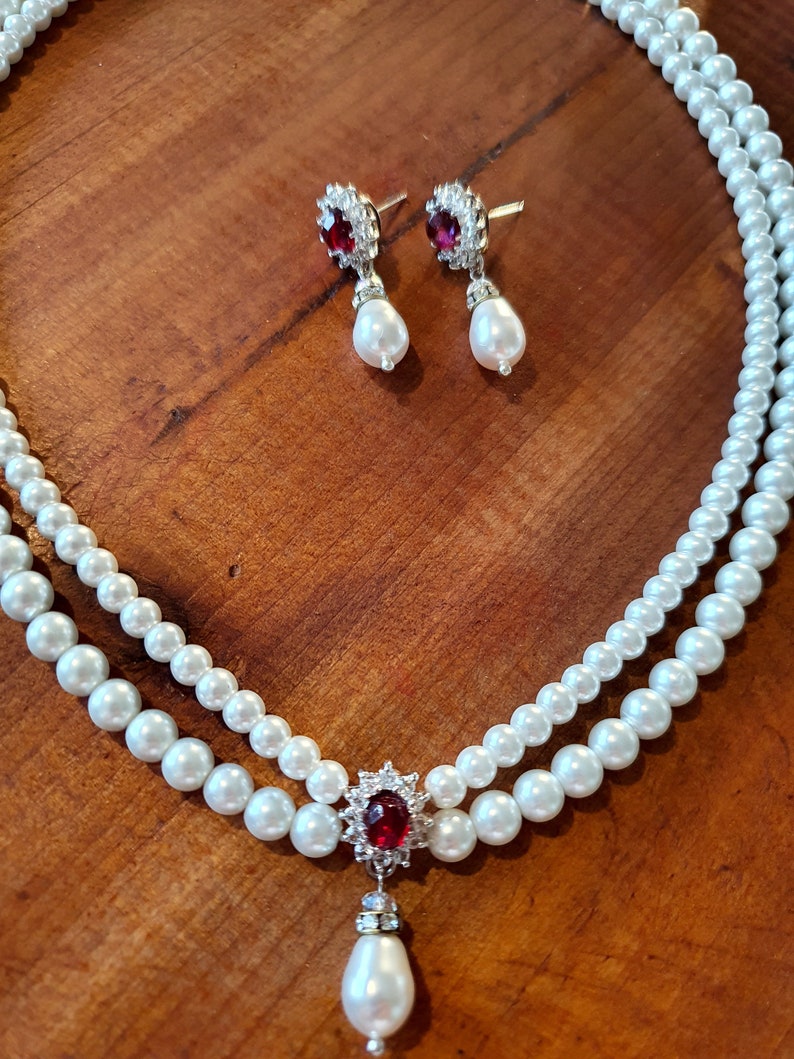 Wedding Set Pearls and Ruby Red Stone Ivory White Pearls Necklace And Earrings Bridal Set Drop Pearl Vintage Style Necklace Red Ruby Choker image 3