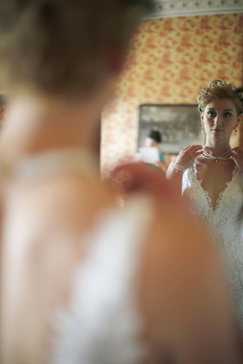 Collana girocollo da sposa con smeraldi e perle: collana da sposa con strass immagine 4