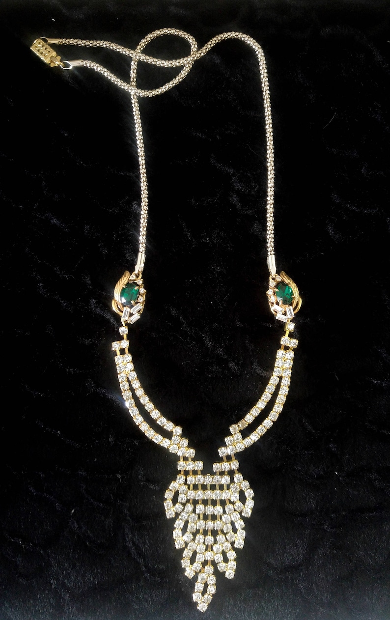 Vintage Style Pendant Necklace with Green Emerald,Diamante Rhinestone Art Deco Jewelry,Necklace,Vintage Gala Jewelry,Wedding themes,OOAK image 8