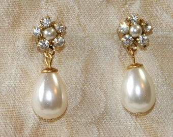 Orecchini da sposa in stile vintage con perle: strass Swarovski, perno dorato