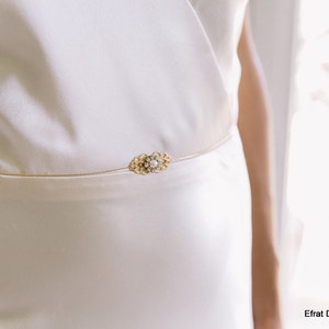 Gold Bridal Belt Sash Rhinestone Crystal Pearls Victorian Vintage Style Jewelry Wedding Dress Belt Accessory Unique Bridal Sash Chain image 3