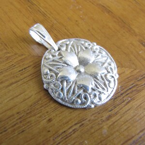 Silver Flower Pendant , Fine silver , Floral pendant , Flower necklace , .999 Silver , Minimalist image 4