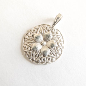 Silver Flower Pendant , Fine silver , Floral pendant , Flower necklace , .999 Silver , Minimalist image 5