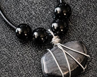 Handmade Wire Wrapped Labradorite Pendant – Black Onyx Sterling Silver Necklace