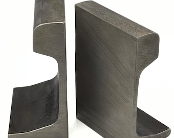 Große Industrielle Eisenbahn Buchstützen | Schweres Vollmetall | Authentisches antikes Dekor