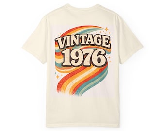 Vintage 1976 Retro Rainbow Tee | T-shirt