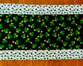 Handmade Shamrock Table Runner St Patricks Day Decor Gold Green Clover Farmhouse Kitchen Table Topper Gift for Her Housewarming Gift