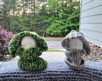 Crocheted Balaclava Hat: Hooded Winter Warmth Accessory