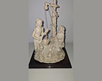 Skulptur, signiert A. Belcari, Biskuitporzellan, romantische Szene, Vintage-Stil
