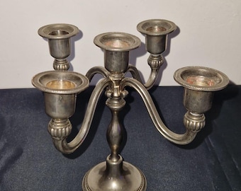 Vintage, silberplattierter 5-armiger Kandelaber – Klassisches französisches Tischaccessoire – Elegante Dekoration