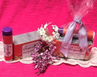 Lilac Gift Set, Lilac, Lilac Spa Set, Spa Gift Set, Beauty Gift Set, Bath Gift Set, Natural Gift Set, Organic Gift Set, Stocking stuffer